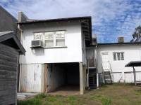 Brisbane - Mt Gravatt - Abandoned Strip Shops  Badminton St Behind Hairdresser Shop (15 Aug 2007)